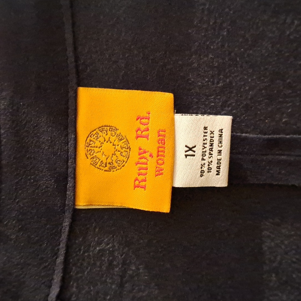 Ruby Rd. vest - Picture 6 of 7